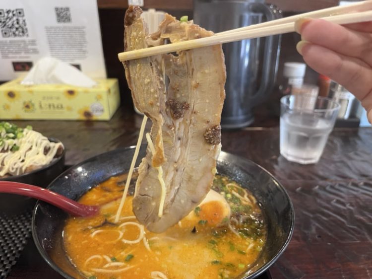 【熊本市中央区】熊本拉麺豚美（トンビ）の熊本ラーメンを食べに行ったら想像以上に熊本ラーメンだった。