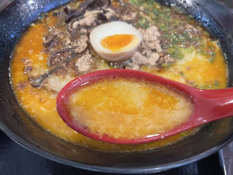 【熊本市中央区】熊本拉麺豚美（トンビ）の熊本ラーメンを食べに行ったら想像以上に熊本ラーメンだった。