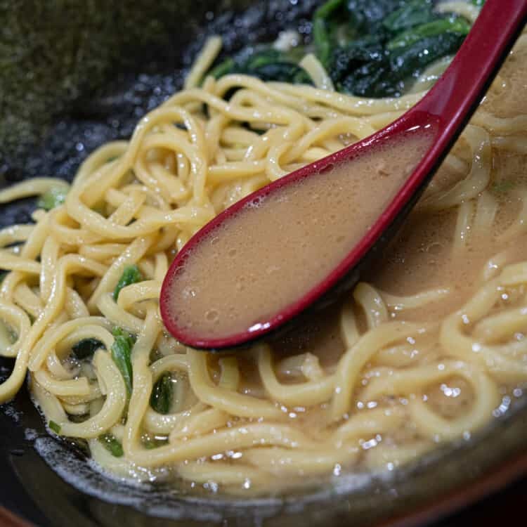【ラーメン3選】西八王子駅前に並ぶ!『家系ラーメン』が食べられる店まとめ