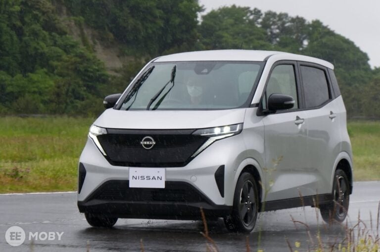 「テスラの車は静かでもオーナーがうるさい」日本でEVが普及しないのは“信者”のせい?