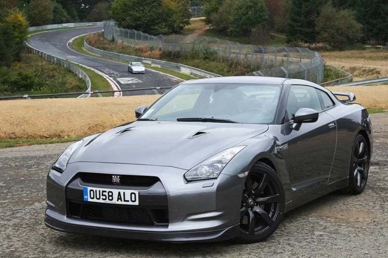 開発責任者(当時)自らが「R35 GT-R」の内幕を語るプレミアム書籍、シリアルナンバー刻印入りでの発売に向けて受注開始!
