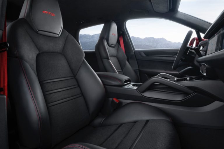 V8ツインターボで500PSにパワーアップしたカイエンGTSは“今のうち”に乗っておきたい!