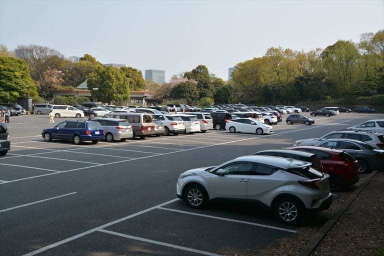 コインパーキングの駐車時間には制限があるのを知っていますか？ その最長時間に関する規約とは？