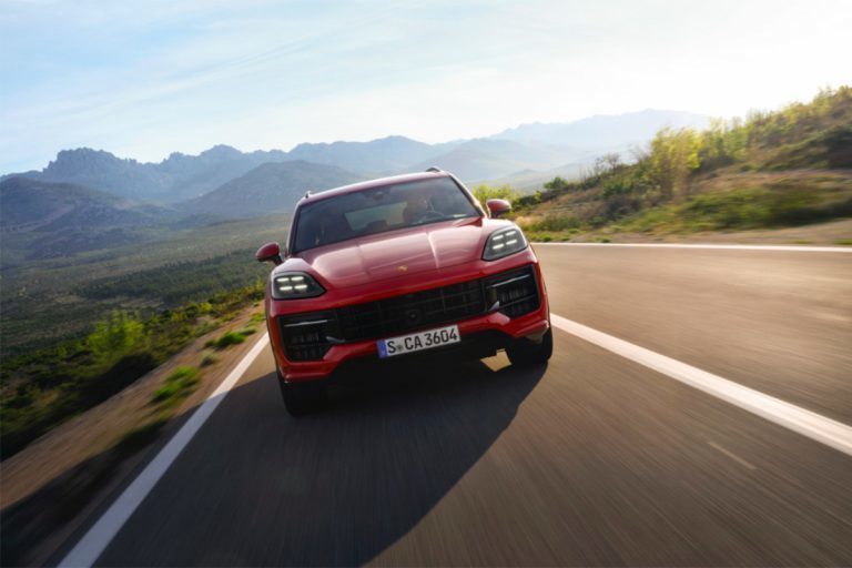 V8ツインターボで500PSにパワーアップしたカイエンGTSは“今のうち”に乗っておきたい!