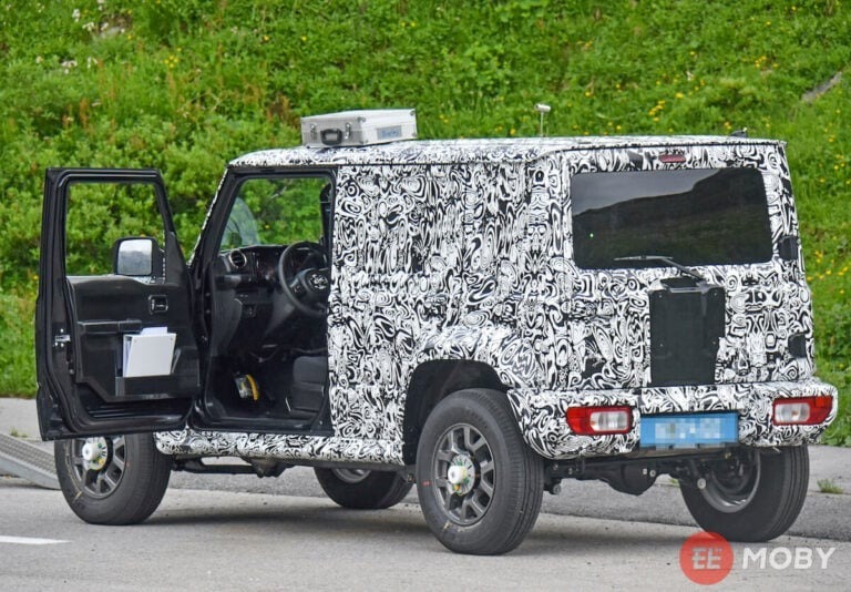 5ドアジムニーが日本に来る！開発車両コード“YWD”がインドから出荷、発売への布石？