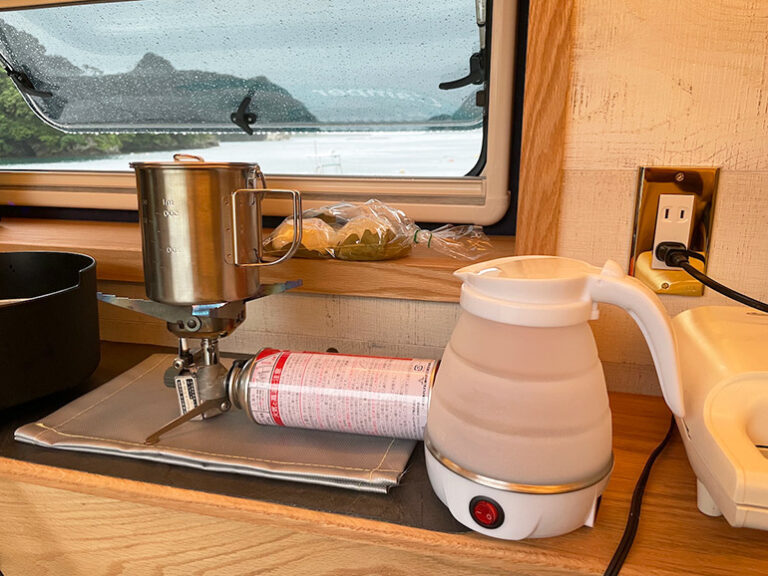 ハイエースより広いバンで旅をした！VANLIFEのリアルな使い心地