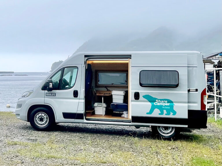 ハイエースより広いバンで旅をした！VANLIFEのリアルな使い心地