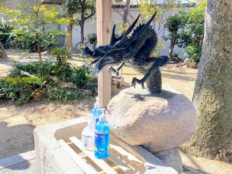 小曽根町「白山姫神社」は ほんのり洋館風な神社