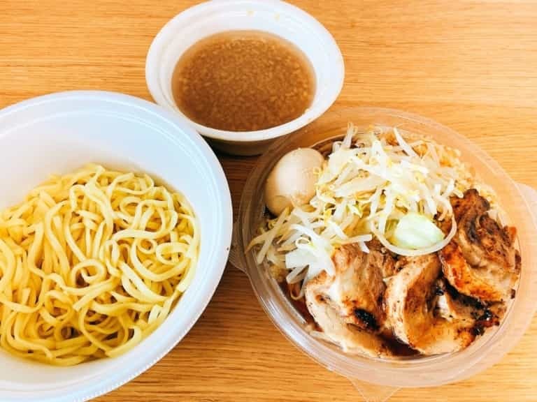 「麺家  徳」で盛り盛りの『スペシャルラーメン』をテイクアウト（甲子園口ほんわか商店街）【にしつーグルメ】