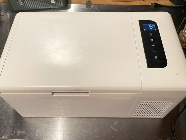 容量1000Whクラスのポータブル電源は追加充電なしで何日使える?車中泊2泊3日で実証テスト