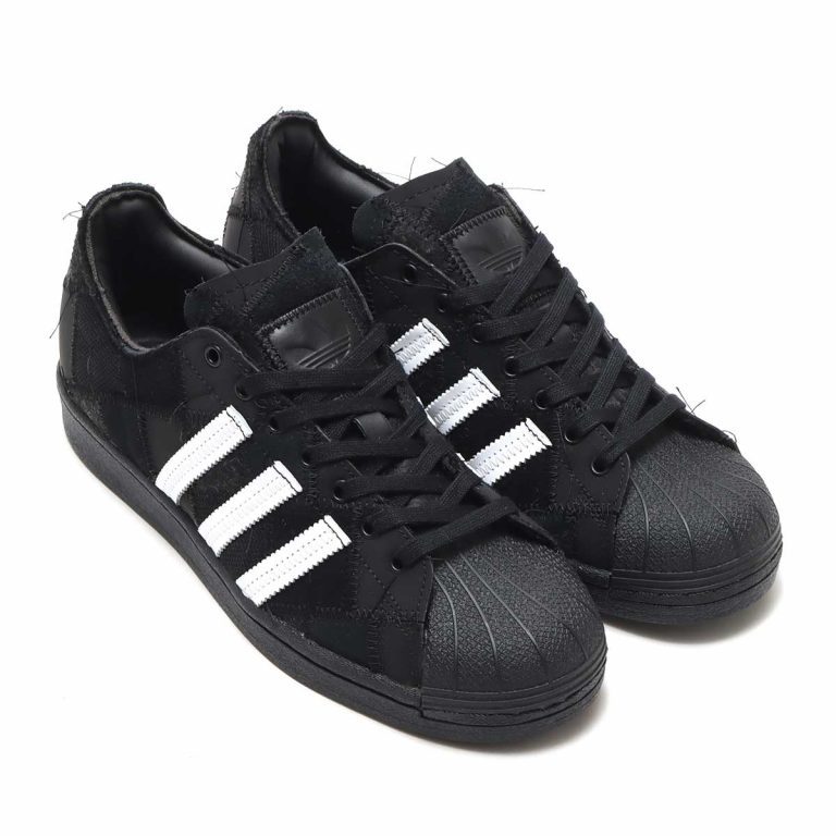atmos × adidas Originals × RECOUTUREがコラボ!特別スニーカー2足をリリース