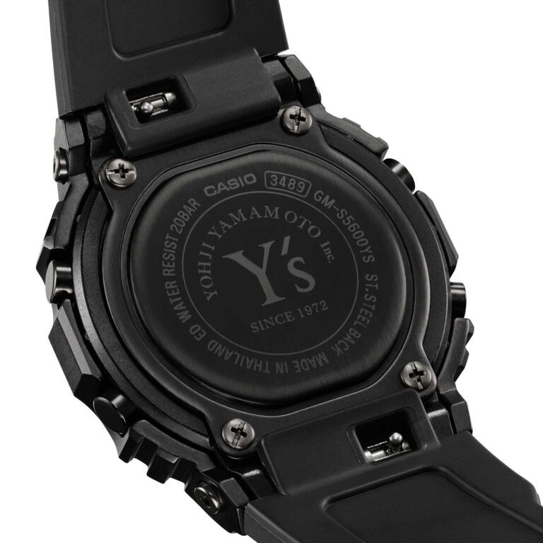 【新作時計ニュース｜カシオ】“Y's”とG-SHOCKがコラボ。“Y's”のアイコニックカラー、オールブラックでスタイリッシュに