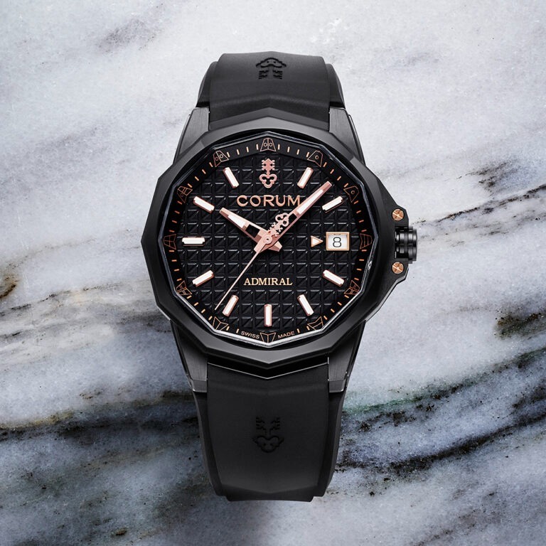 【新作時計ニュース｜コルム】新色登場。ブラック×ゴールドのカラーリングで高級感を増した“アドミラル 38”