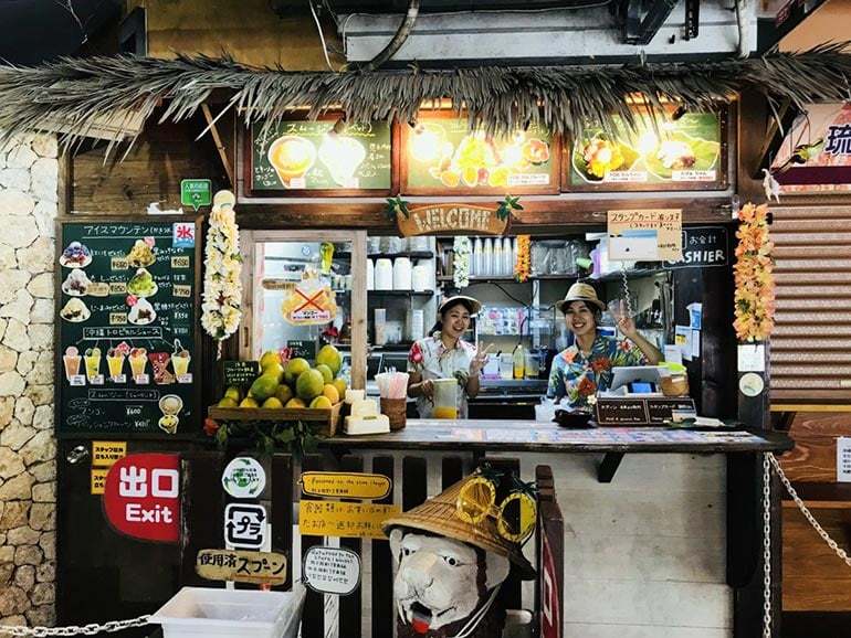 秋の沖縄は人が少なくて狙い目?!レンタルキャンピングカーでキャンプを楽しもう!