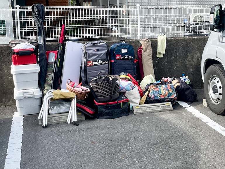 ハイエースより広いバンで旅をした！VANLIFEで体験したリアルな居住感