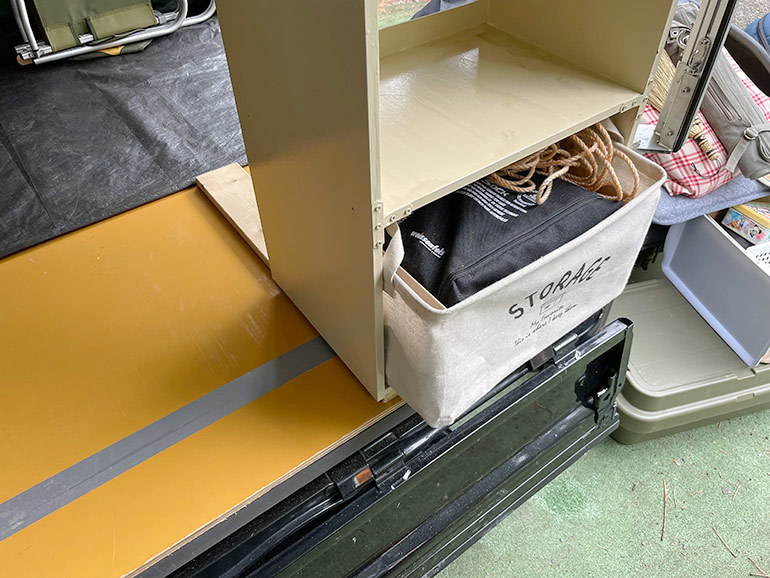 軽トラの荷台に身近なあの家具を置いてみたら利便性が飛躍的にアップした!