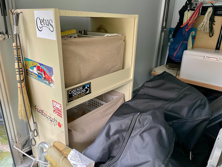 軽トラの荷台に身近なあの家具を置いてみたら利便性が飛躍的にアップした!