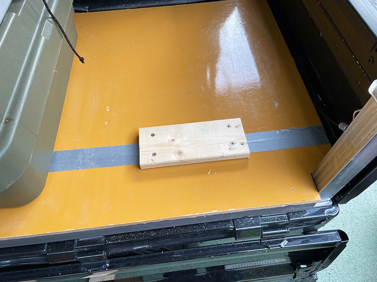 軽トラの荷台に身近なあの家具を置いてみたら利便性が飛躍的にアップした!