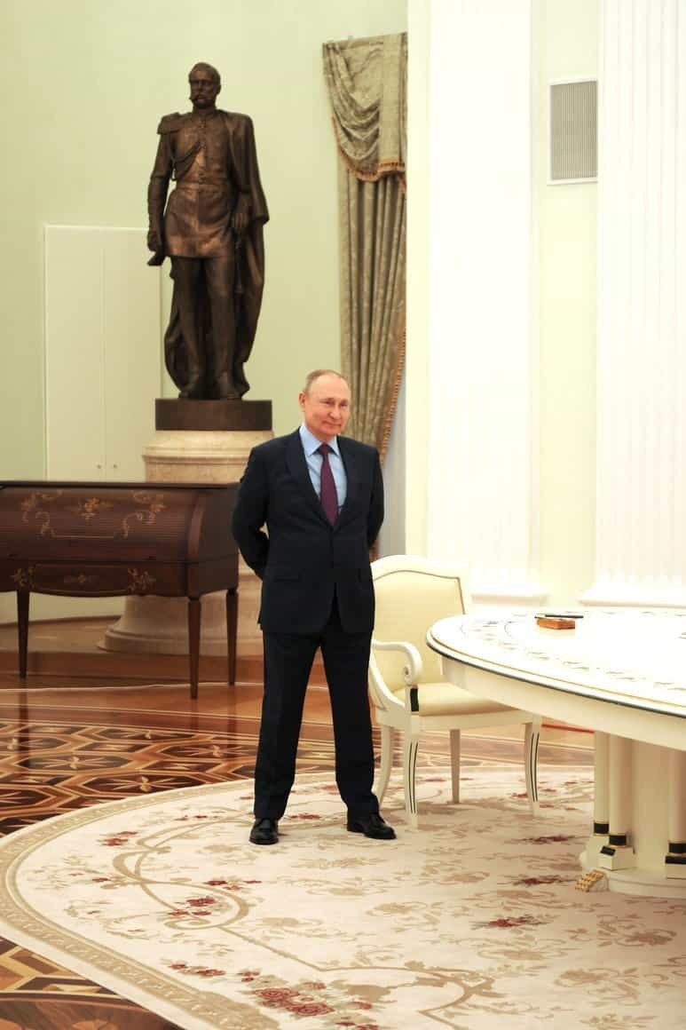 プーチン氏の「病」と独製「重火器」:もはや長期化は避けられないウクライナ侵攻