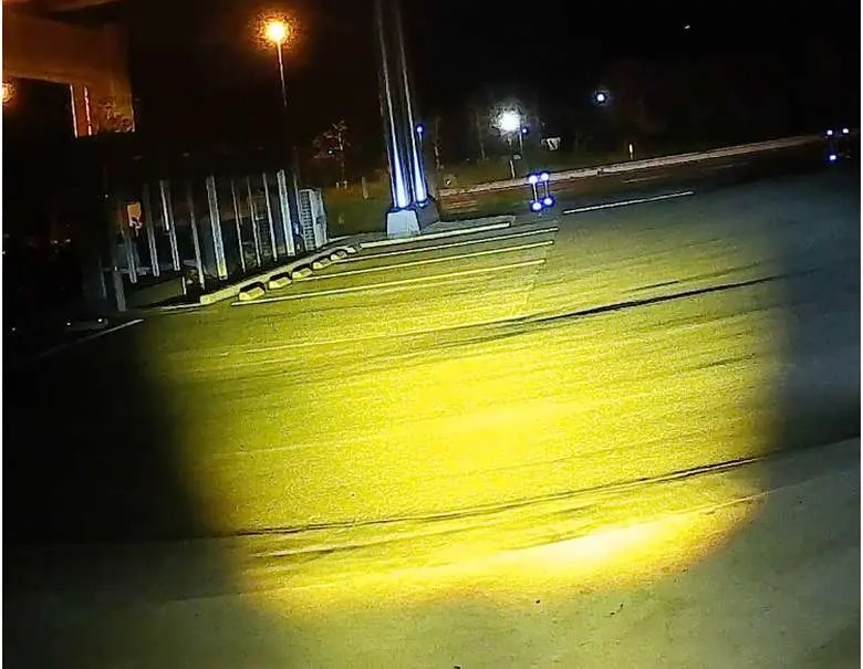 【レポート動画あり】シグナスXにLEDバイカラードライビングライトを装着