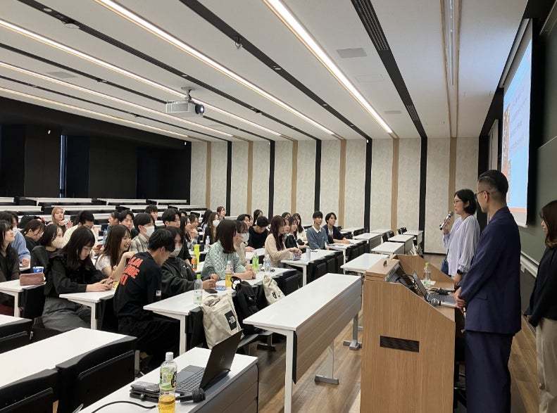 バレンタインにもぴったり！昨年好評だった専修大学の学生との共創で生まれたキャンディ カンロ「#チョコじゃねーよアメだよ」リニューアル発売