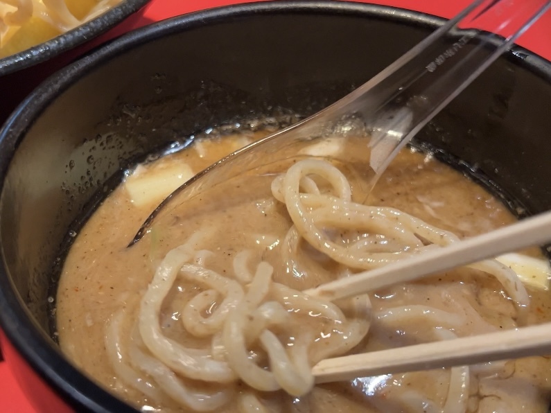 野菜たっぷりのつけ麺が名物！『麺屋土竜』から『麺屋海堂〜土竜一門〜』へ