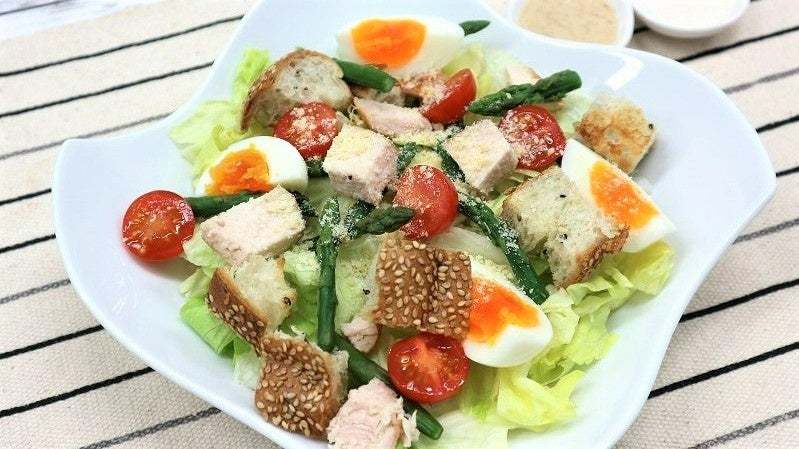 一皿でおなかいっぱい！春の主役級サラダを提案。手作りサラダに便利なカット野菜やサラダチキンにボーナスポイントプレゼントも！