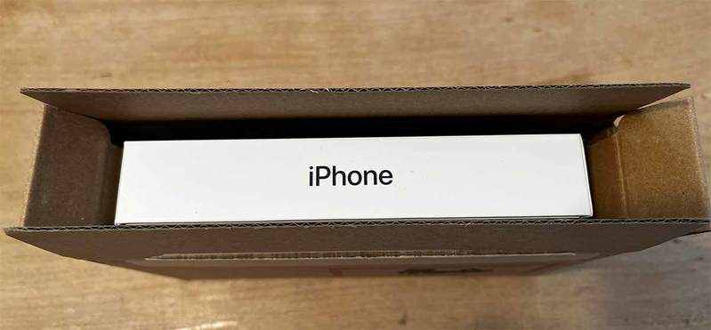 偽装された「iPhone 15の未開封シール」が出回る…購入時の注意点は