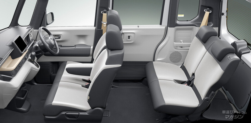 新型となったホンダ N-BOXとN-BOX カスタム。ベストバイはどっち？