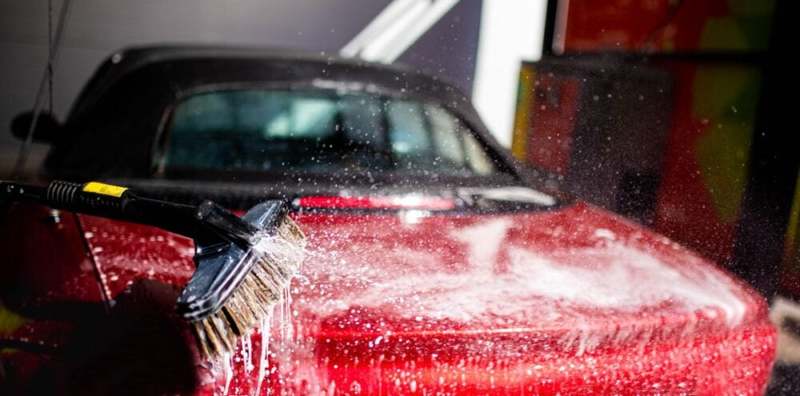 「洗車後の雨」これ、実はラッキー？落ち込む気持ちをアゲるおまじないとは