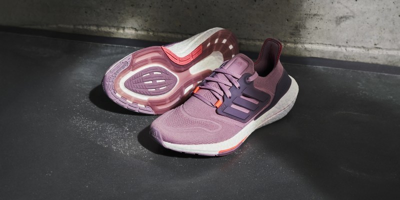 adidasのロゴの歴史。3本線に隠された意味とは？