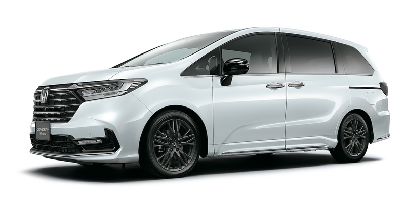 ホンダ　オデッセイ　上級ミニバンに相応しい改良を加えた「e:HEV ABSOLUTE・EX BLACK EDITION」を設定