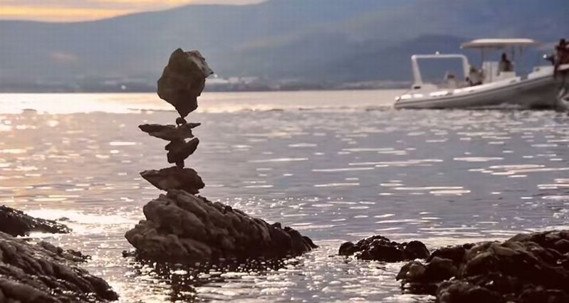 こりゃたまげた！！奇跡のバランスの芸術「ロック・バランシング」が凄すぎる！！