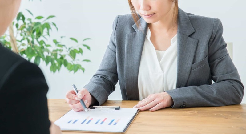 【助かります】は敬語?ビジネスでの正しい使い方を徹底解説!