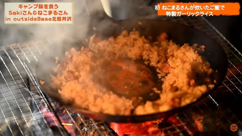 【キャンプ料理】大反響だったタナ特製チキンバターカレー！簡単すぎる桃のおつまみも！？