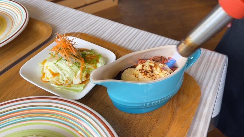 黒カレーとバスクチーズが絶品！八王子みなみ野『がじゅまるの樹』