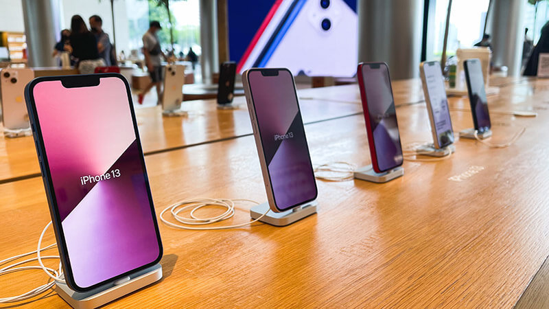 嫌われ者のアレが消滅? 「iPhone 14」シリーズのイメージ画像が公開される