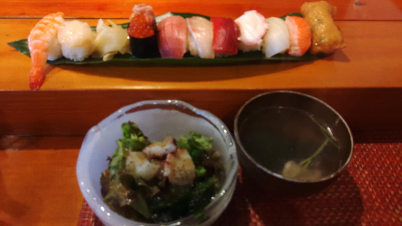 老舗のお寿司屋さんなのにカジュアルに利用できる！『鮨千』