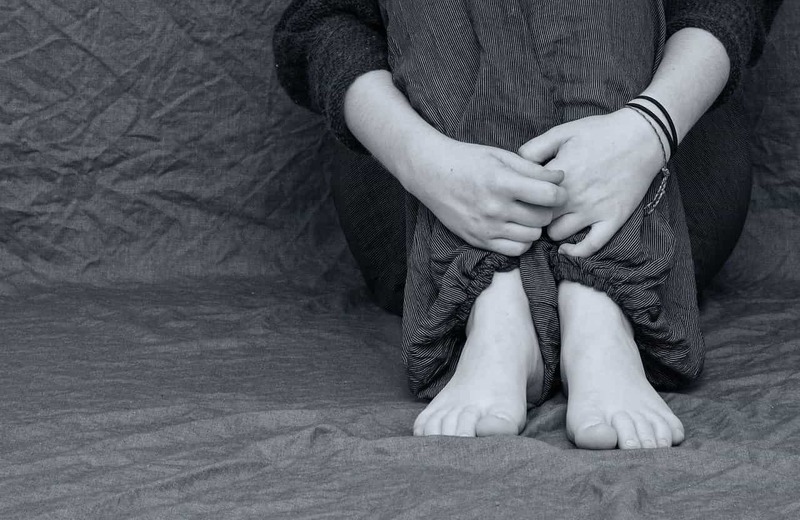 人間不信な人の特徴とは？そうなってしまった原因と治し方を解説！