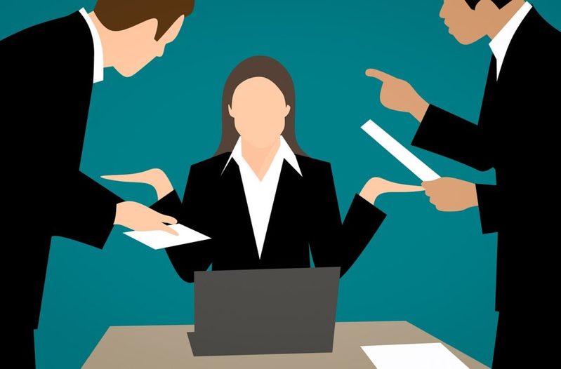 転職を考えたきっかけを年代別に紹介！女性ならではの転職のきっかけも⁈