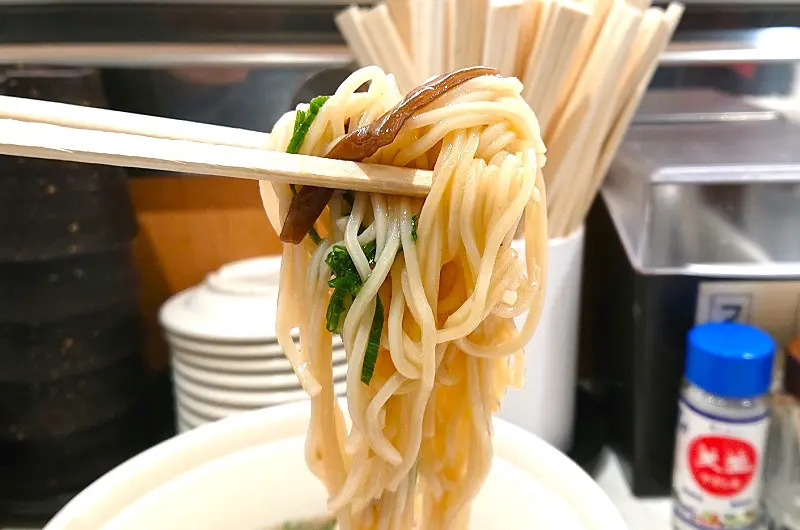 かっぱ寿司と博多だるまがコラボ　王道の「博多とんこつラーメン」を食べてきた