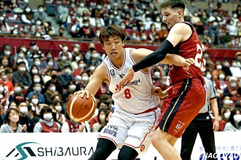 【Bリーグ】張本天傑「地区優勝目指す、個人的目標は減量です、３番ポジションの身体に戻しますよ」/ 名古屋Dが川崎に勝利