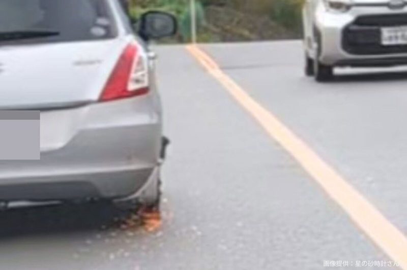 道路で遭遇した高齢ドライバー、タイヤの状態にゾッとするも…　ホラーすぎる「行き先」で二度驚く