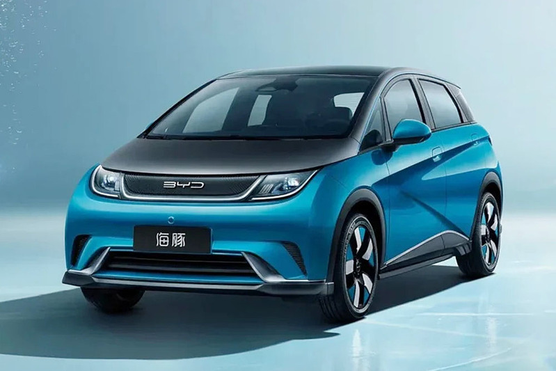 BYD コンパクトハッチバックのEV「ドルフィン」の発売開始。補助金で200万円台の破壊力