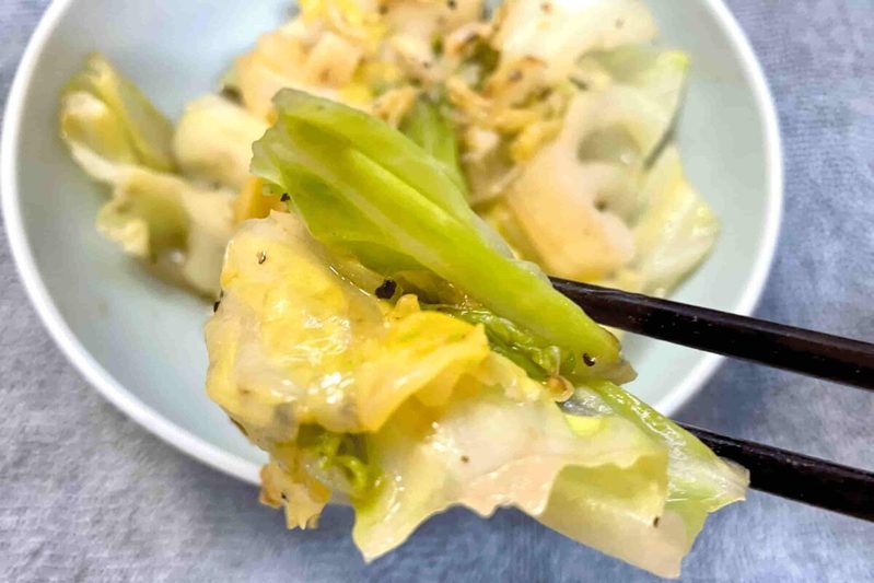 これ最強じゃない？　キャベツの炒め物に“アレ”入れたら、ウソみたいに美味くなった