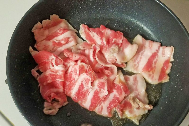 ハマごはんの「3分で完成する究極の豚キムチ丼」は失敗知らず　スタミナをつけたい日に最適