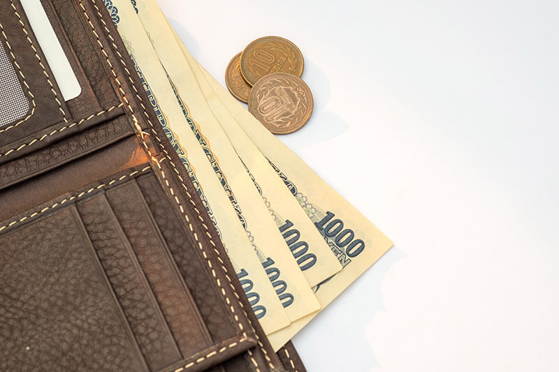サラリーマンの平均給与額2年連続ダウンの433万円、そんな中で給料がアップした職業も