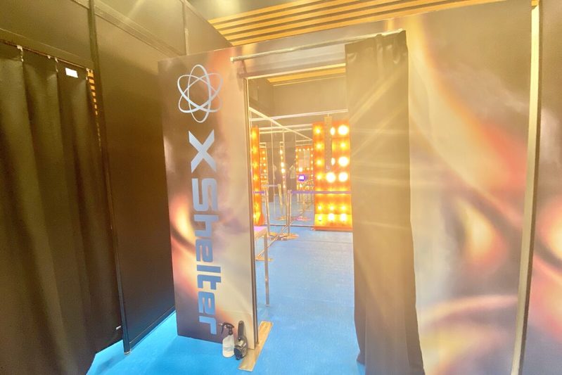 ワークマン話題の夏服「Xshelter」がスゴすぎ “日傘レベルの遮熱”は本物だった…