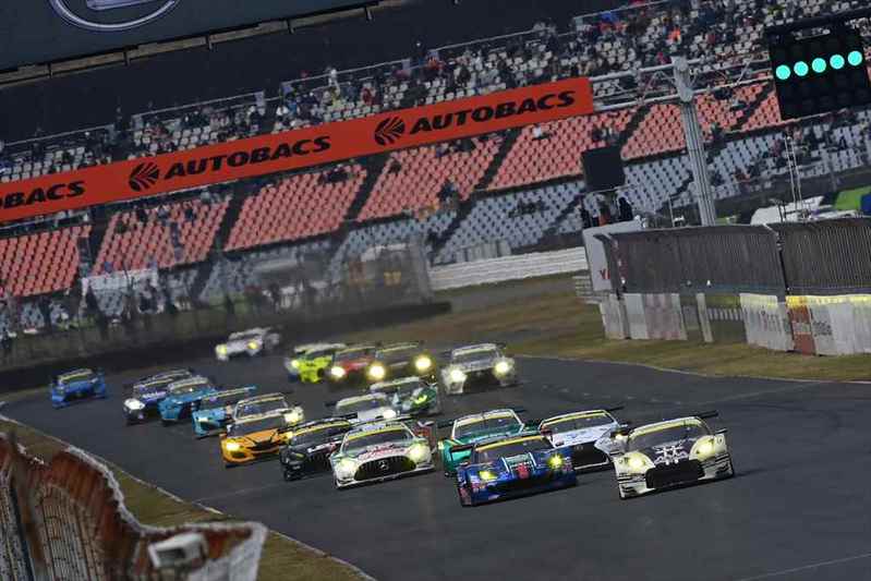 最終ラップまでもつれ込んだバトルを「埼玉トヨペットGB GR Supra GT」が連勝で制す! スーパーGT第7戦オートポリスラウンドGT300クラスリポート