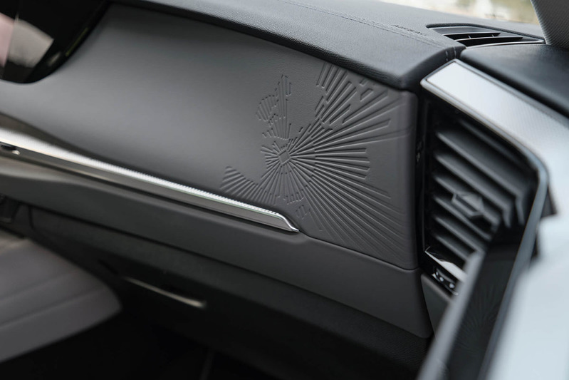 プレミアムブランド「DS」に新たなコレクションモデルが登場「エスプリ・ド・ヴォヤージュ」